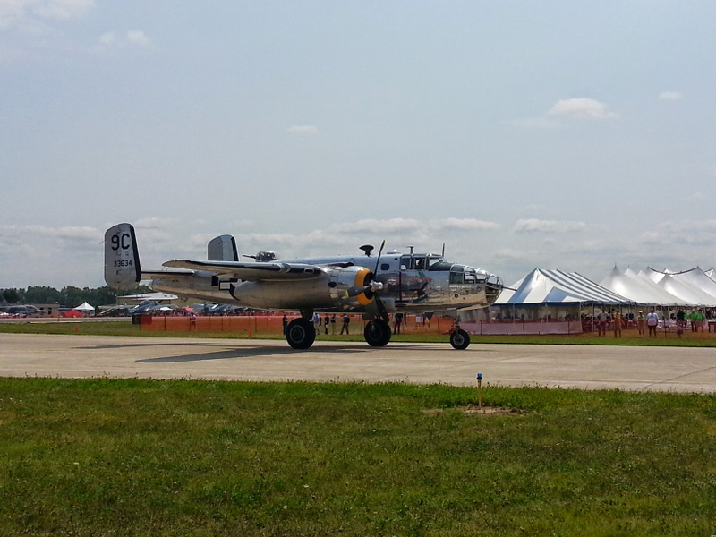 Illustration for article titled Thunder Over Michigan PHOTODUMP